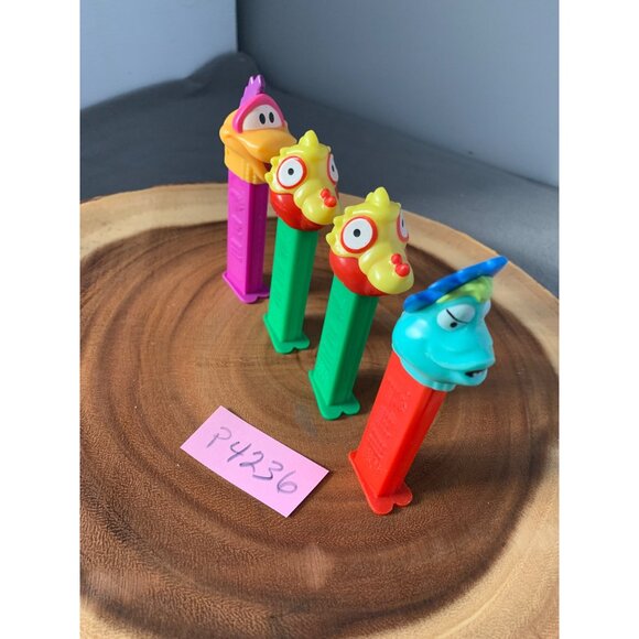 Vintage Pez Dispensers Set of 4 Character Heads - Picture 8 of 8